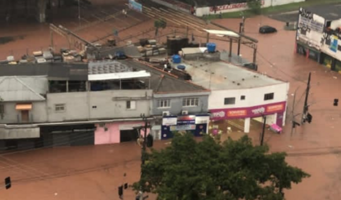 Ajuda aos comerciantes de itaquera afetados pela enchente  