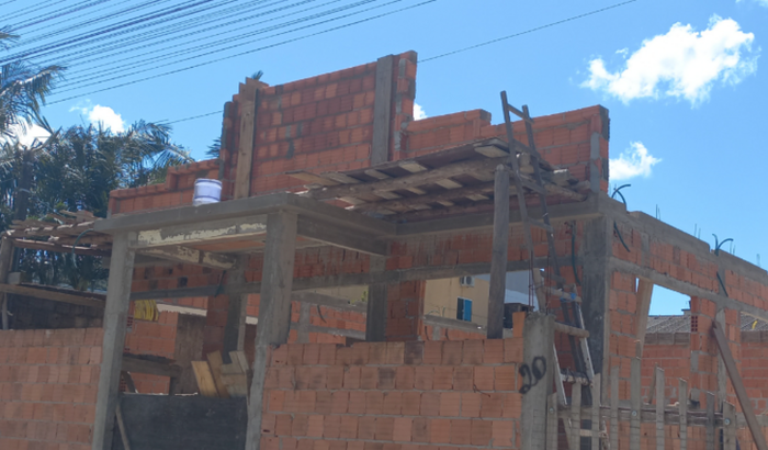 Madeira pra fazer telhado de igreja