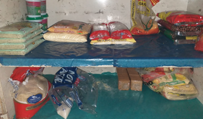 Comprar alimento pros meus 6 filhos e 1 neto