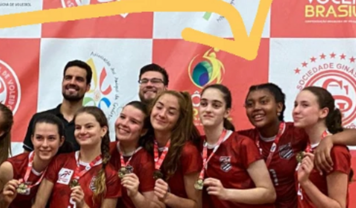 Ajude a Marianna nas atividades esportivas (Vôlei)