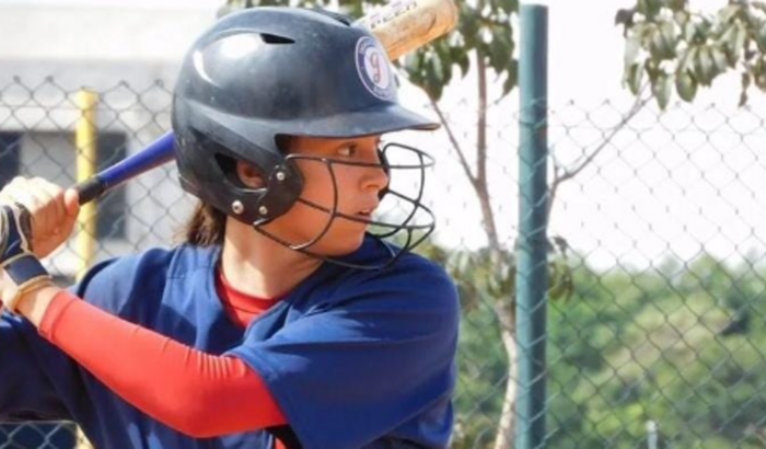 Ajude a Emily a representar o Brasil nos Estados Unidos