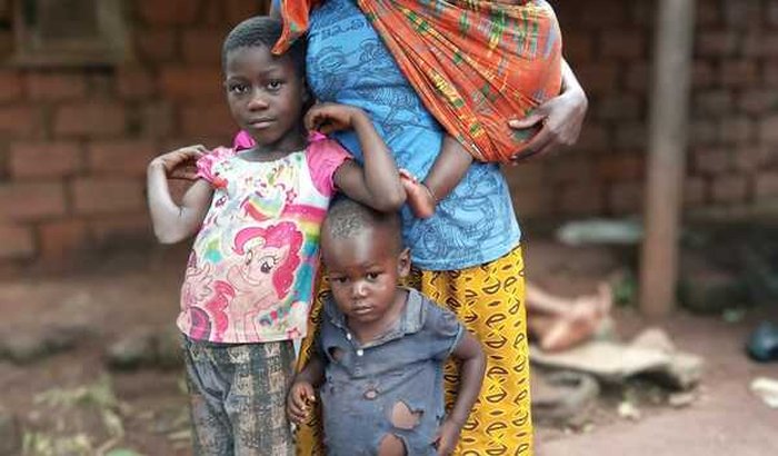 Ong Sara Reis Contra fome e desnutrição na Africa