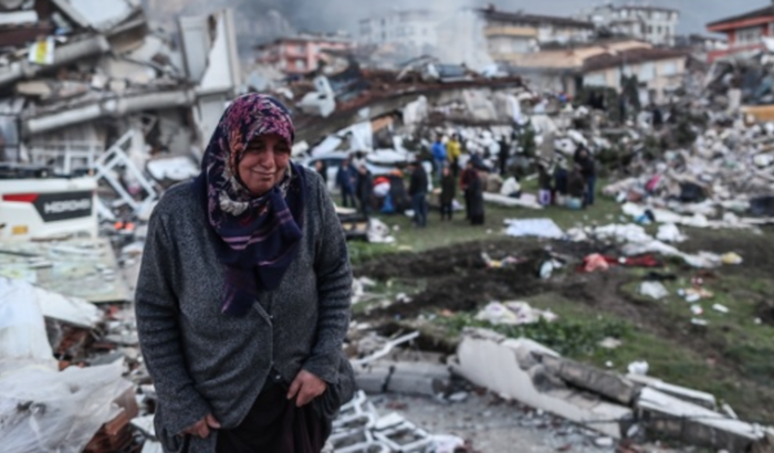 Ajude a Fernanda Lima Giçi - Terremoto Turquia