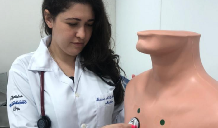 Ajudem a nossa amiga a não perder o sonho de fazer Medicina!