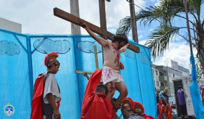 Ajude a Via Sacra 2023 do Riacho Fundo 1!