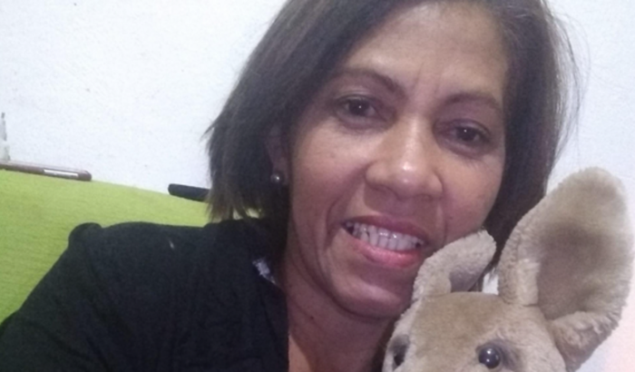 Ajuda na cirurgia para Mídia Alves