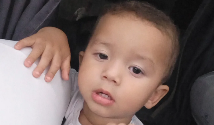 Benefício exame do menino Martin de 1 ano de idade 