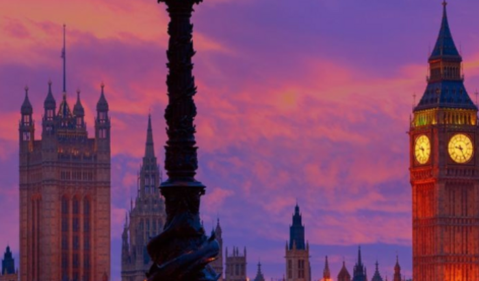 Marcelinha em Londres.