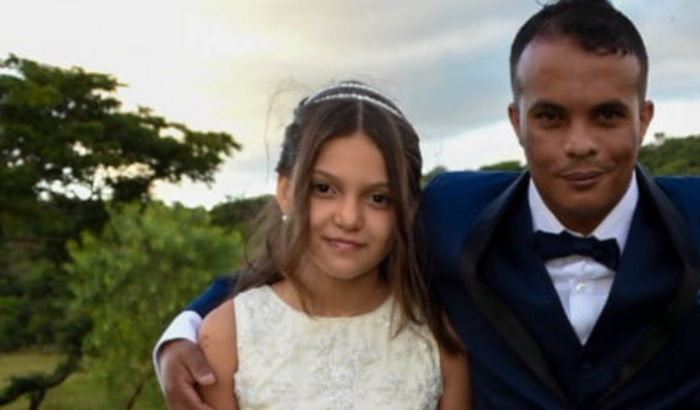 Pára festa de 15 anos da minha filha.