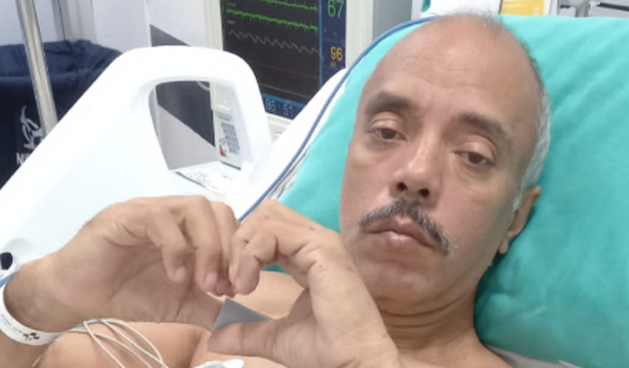 AJUDE A ENTERRAR O RICARDO!