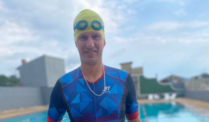 Ajude Fernando em sua primeira prova de triatlon 