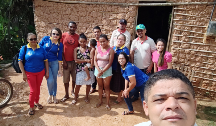 Construção de uma casa para uma amiga 