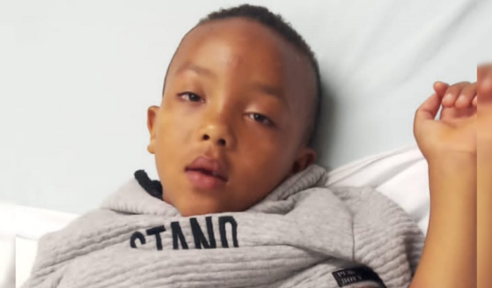 Ajuda Para Medicamento de Uma Criança