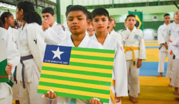 Ajude um atleta do judô brasileiro 