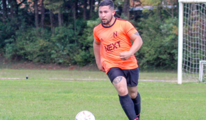 Ajude a realizar um sonho de jogador de futebol