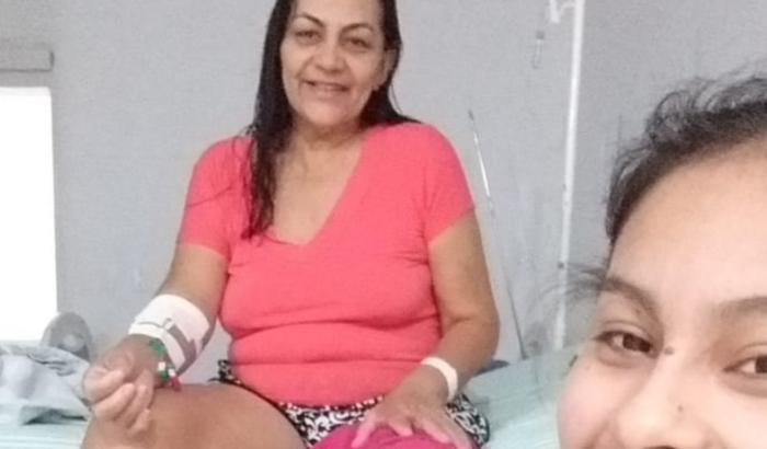 Ajuda para comprar a minha passagem e pagar minha fisioterapia.