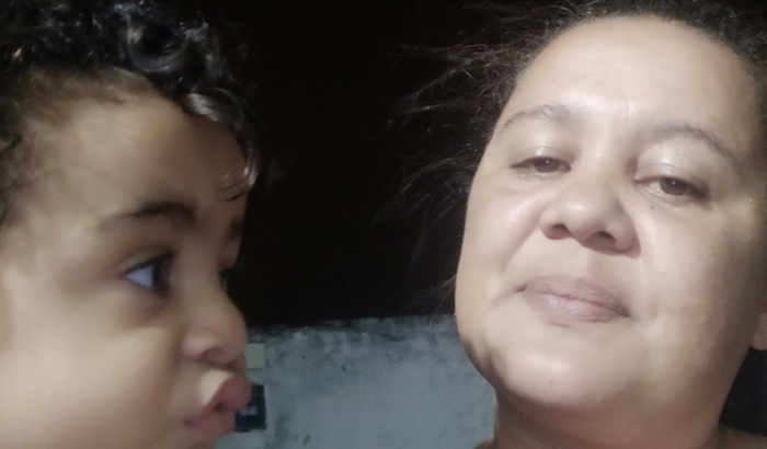 Ajuda para comprar alimentos e um botijão de gás