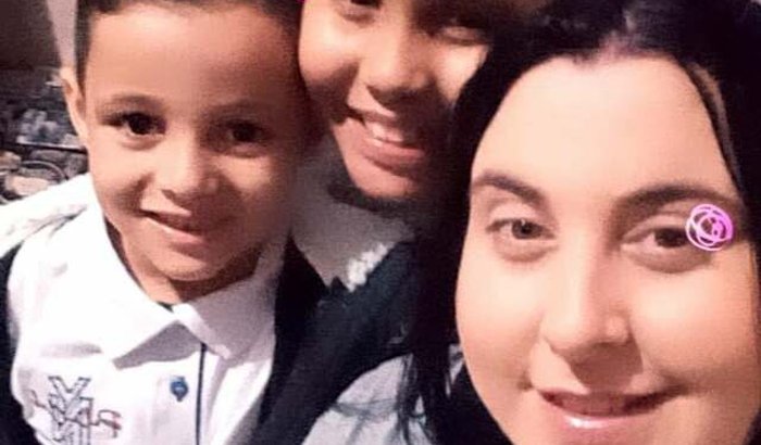 Ajuda eu e meus filhos a volta para minha cidade 