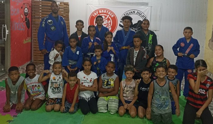 Ajuda adquirir os tatames 2irmaos Brazilian Jiu-jitsu Mesquita 