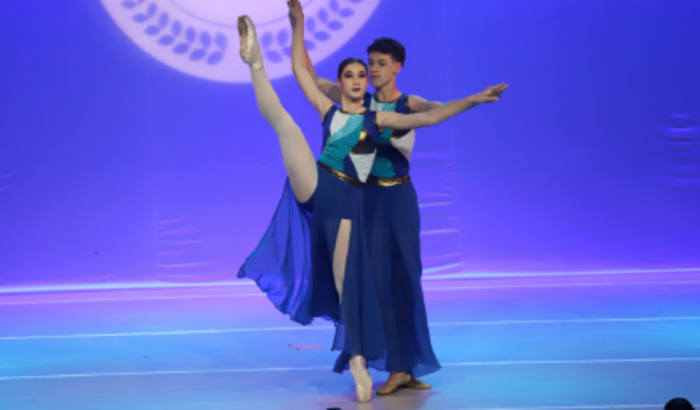 Ajude os bailarinos Andrey e Nicolly a conseguir seus figurinos