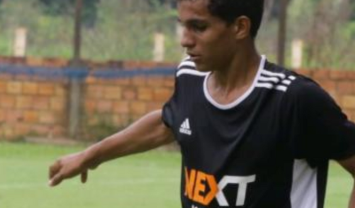 Me ajude a ganhar meu BBB pessoal. Realizar meu sonho de jogar futebol.