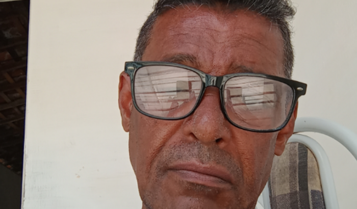 Necessidade financeira passando fome 