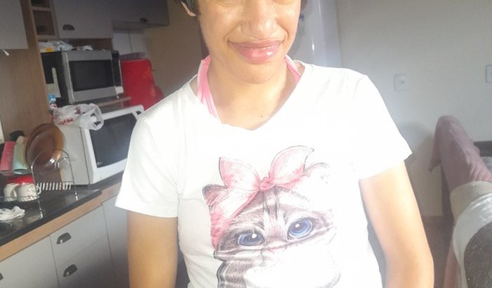Sou Janete moro em Itajaí SC tenho 1 uma filha especial chamada Larissa.
