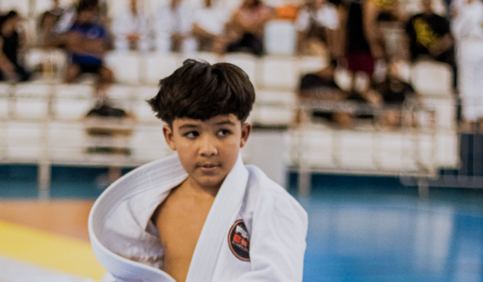 Ajuda para participar do campeonato brasileiro de jiu-jitsu.