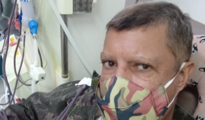 Sou Paciente Renal Crônico, recebo o auxílio-doença mas muito mal dar pra pagar o aluguel e comprar remédios.
