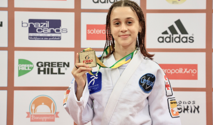 Ajuda a atleta realizar seu sonho.