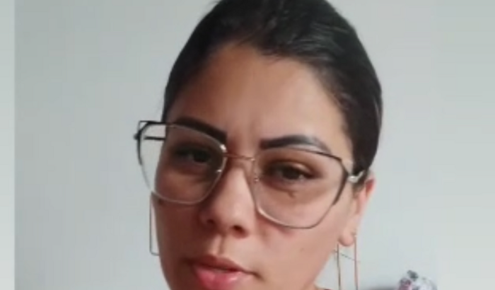 Pra ajudar uma amiga que a loja dela foi robada 