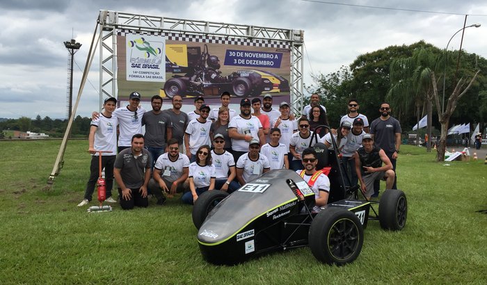 Ajude a pesquisa e desenvolvimento nacional de carros elétricos!