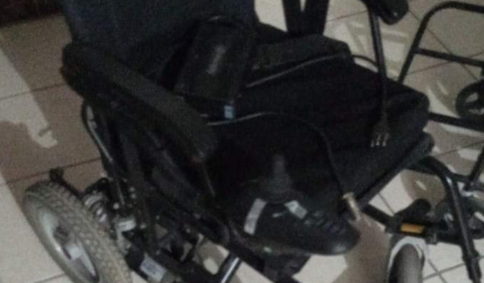 Ajuda para comprar uma cadeira de rodas motorizada