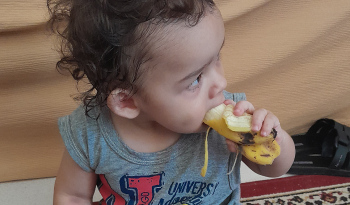 Recebi 400 reais de salário, e tenho um filho de um ano e três meses.