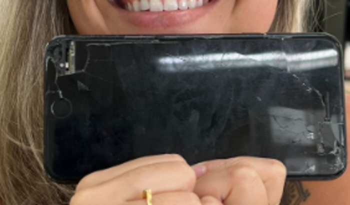 ajuda a garota sem telefone mig@s