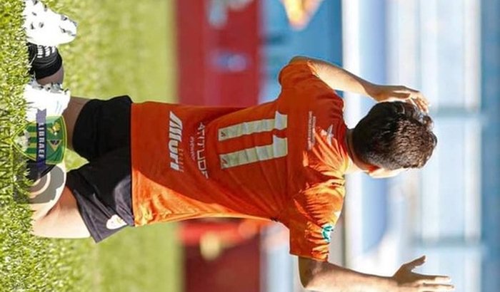 Ajuda para fazer peneira na italia 