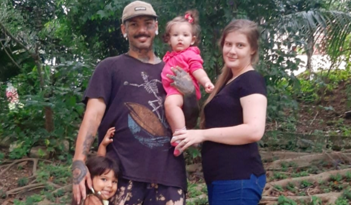 Me ajude a ir pro meu novo emprego fora do país 