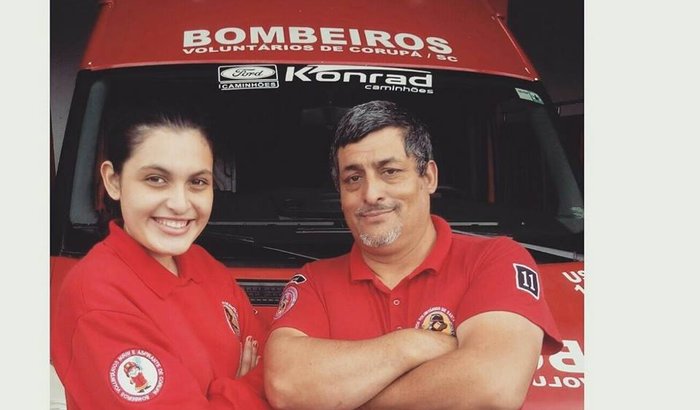 Bombeiro precisa de dinheiro para rever a família no Chile