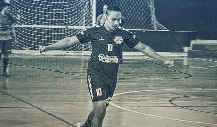 Cirurgia de reconstrução do LCA E LCP do joelho do João Mendes