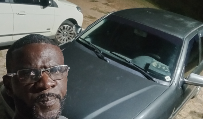 Ajude a recuperar meu carro,meu instrumento de trabalho 