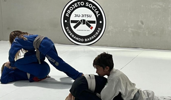 Transformando vidas através do esporte: Ajude jovens talentos do projeto Superando Barreiras