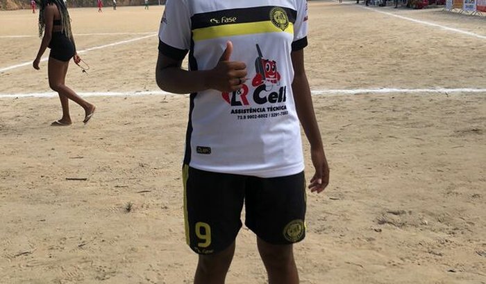 Ajuda para tifane realizar o sonho dela 