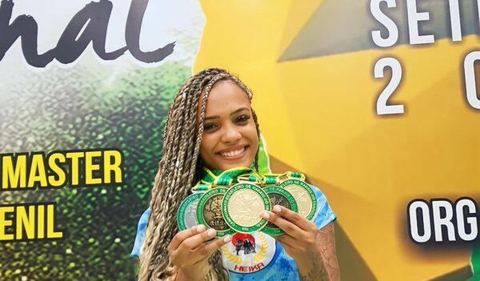 PATROCINE UMA ATLETA