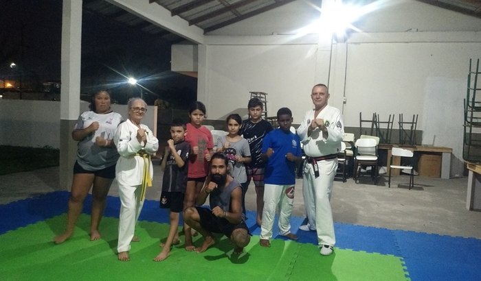 Ajuda para formação faixa preta e projeto Taekwondo 