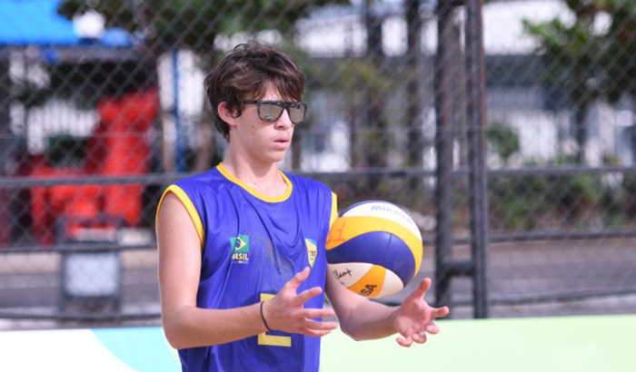 Viagem  Mundial Escolar de Vôlei de Areia João Justi