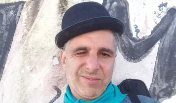 Campanha para a gravação do disco Gypsy Punk Reggae Ukulele