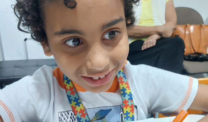 Ajude Luis Miguel autista