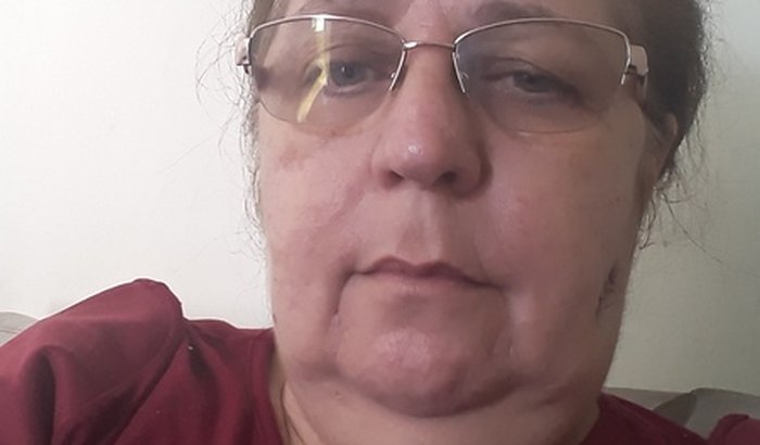 Ajuda pra Antônia  arrumar os meus dentes 