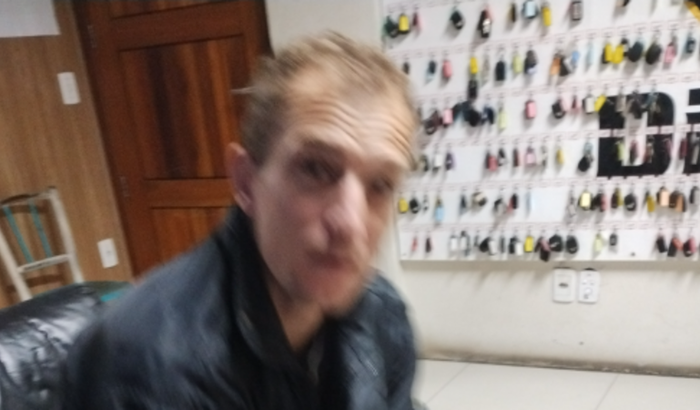 Ajudo o Fabrício