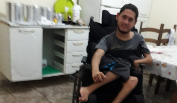 Compra de cadeira de rodas digitalizada 